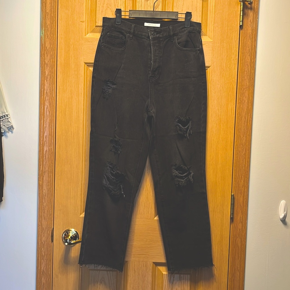 Pacsun black ripped high rise jeans with buttons